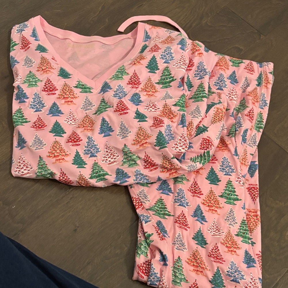 Beaufort Bonnet Women’s pajamas!